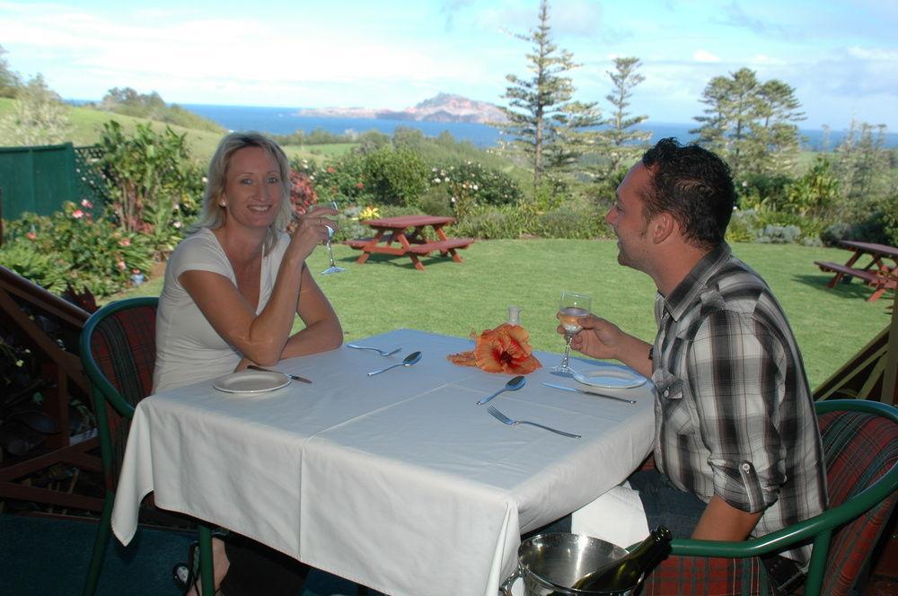 Seaview Norfolk Island Hotel Burnt Pine Bagian luar foto